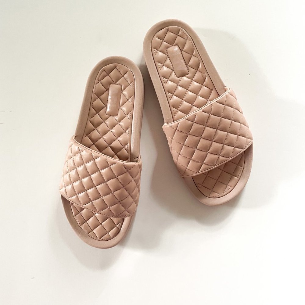 APL Quilted Lusso Slide Sandal Pink